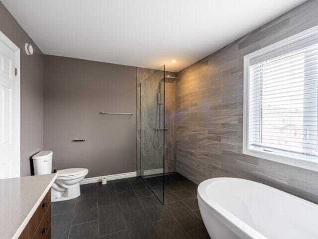 Barrhaven bathroom renovation