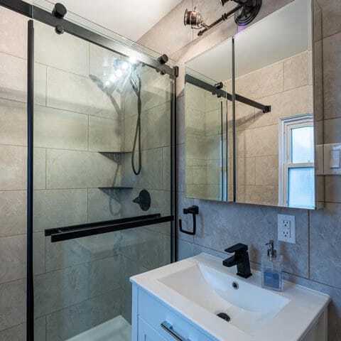 acrylic base with timed walls bath renovation