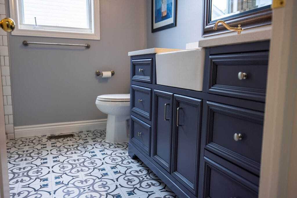 Ottawa bathroom renovation tiled floor