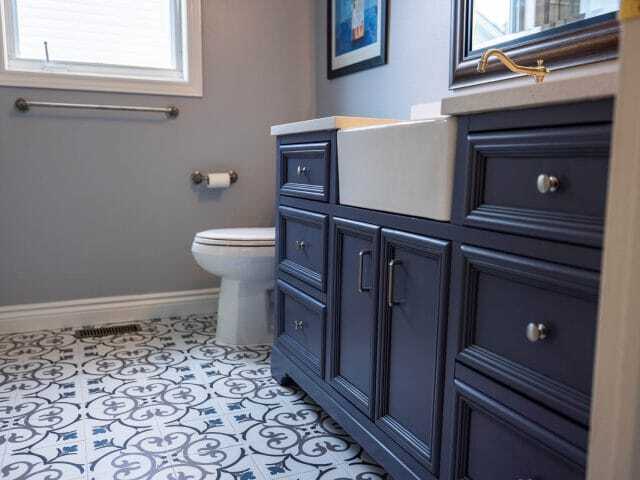 Ottawa bathroom renovation tiled floor