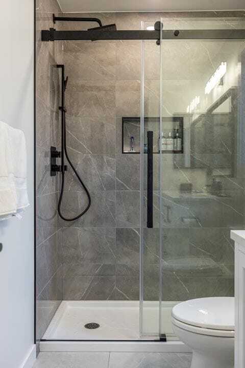 tub to shower conversion in Alta vista