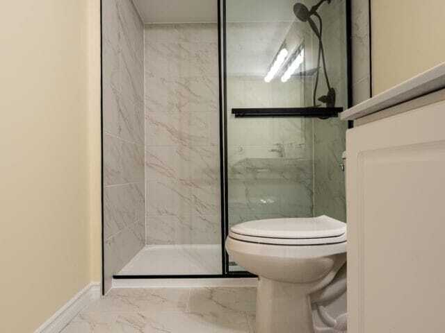 Bathroom renovation Kanata acrylic base