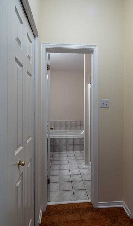 vertical 3 piece bathroom before renovation
