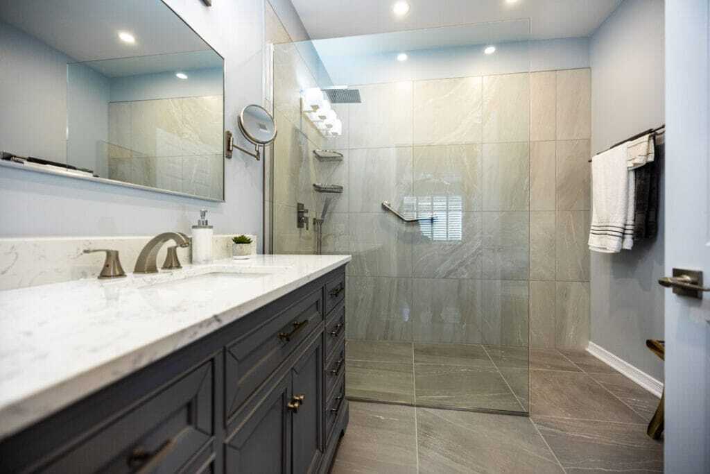 Ottawa ledge less shower